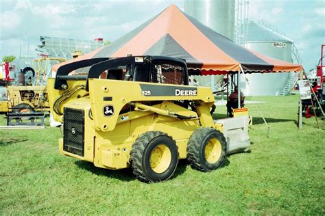 john deere 325 skid steer drive belt diagram|john deere 325 belt diagram.